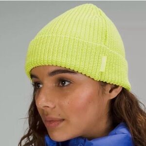 Lululemon green beanie